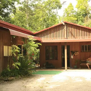 Tropical Bliss 5*, Mena Creek Australia
