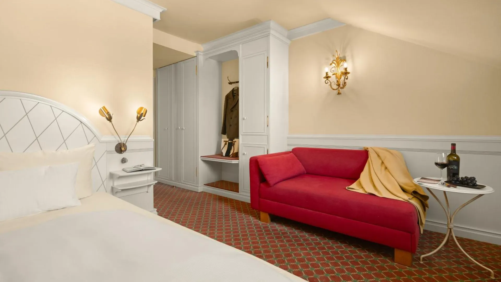 Hotel Dreifluessehof Passau