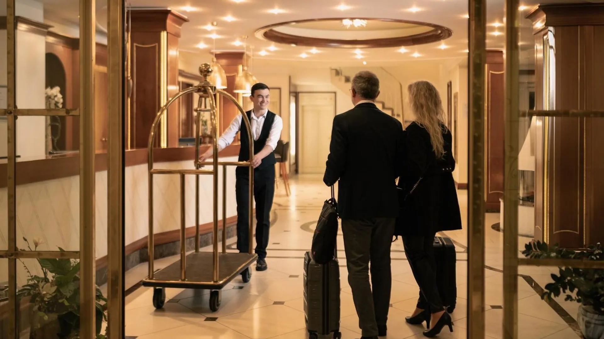 Hotel Dreifluessehof Passau 4*,